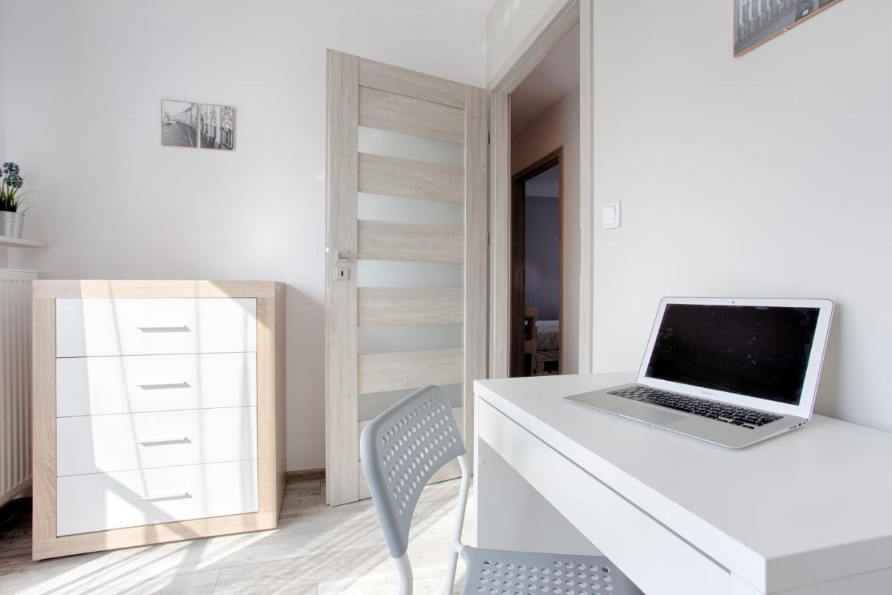 Tyzenhauz Apartments Piwna Street كراكوفيا المظهر الخارجي الصورة