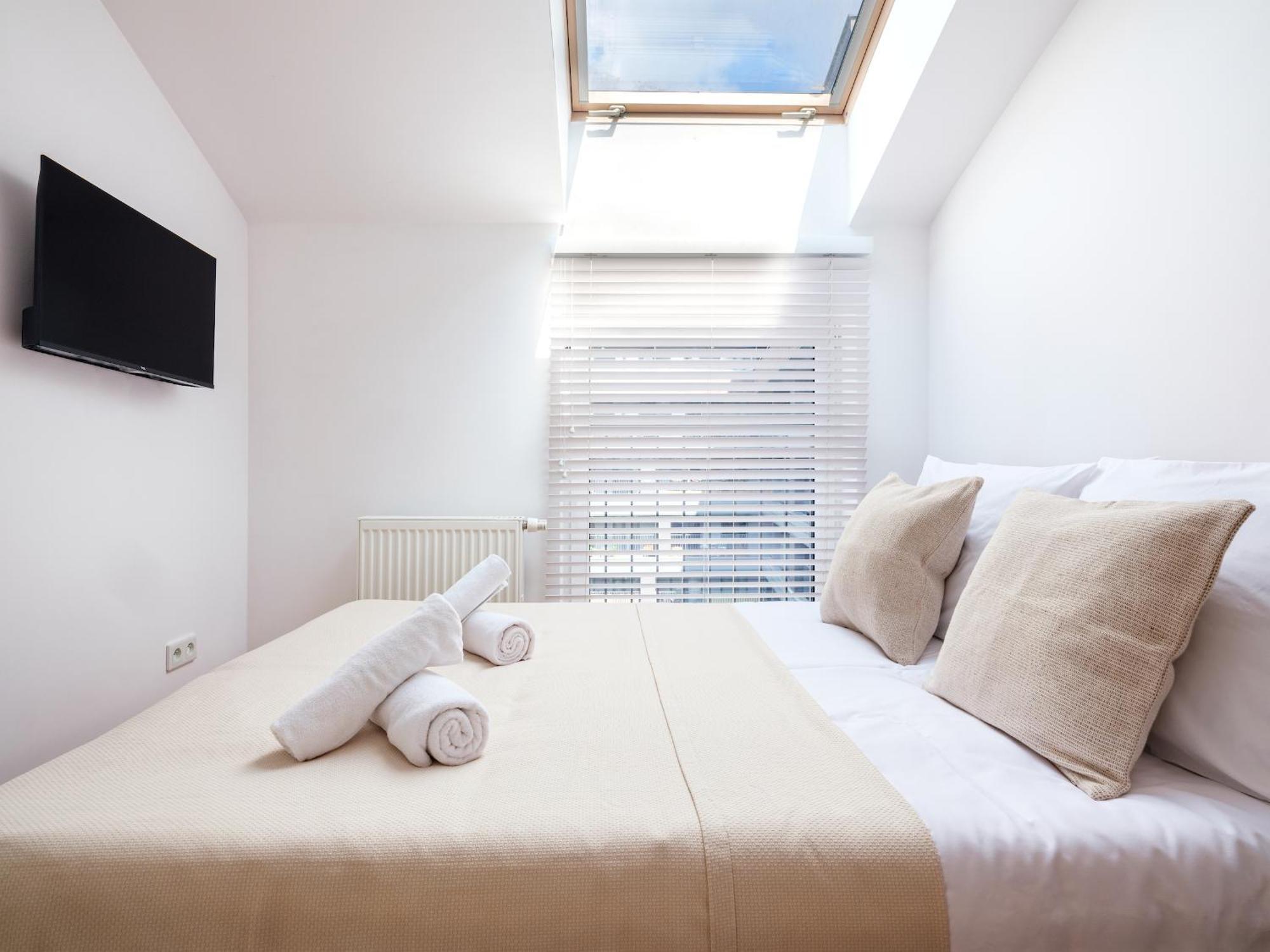 Tyzenhauz Apartments Piwna Street كراكوفيا المظهر الخارجي الصورة